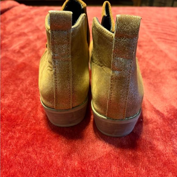 Booties - Picture 2 of 4